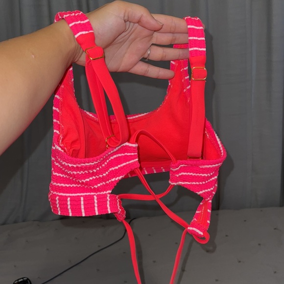 Bathing suit - Picture 3 of 5